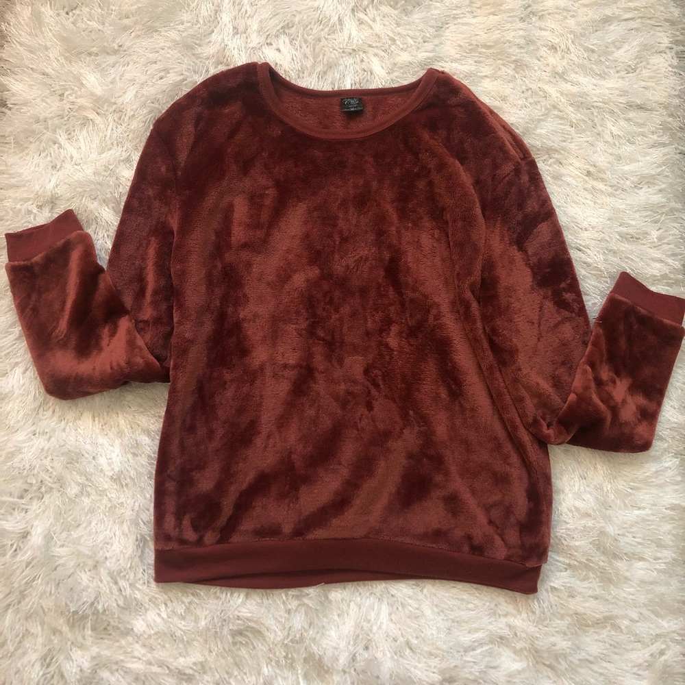 Sherpa Dark Red Sweater